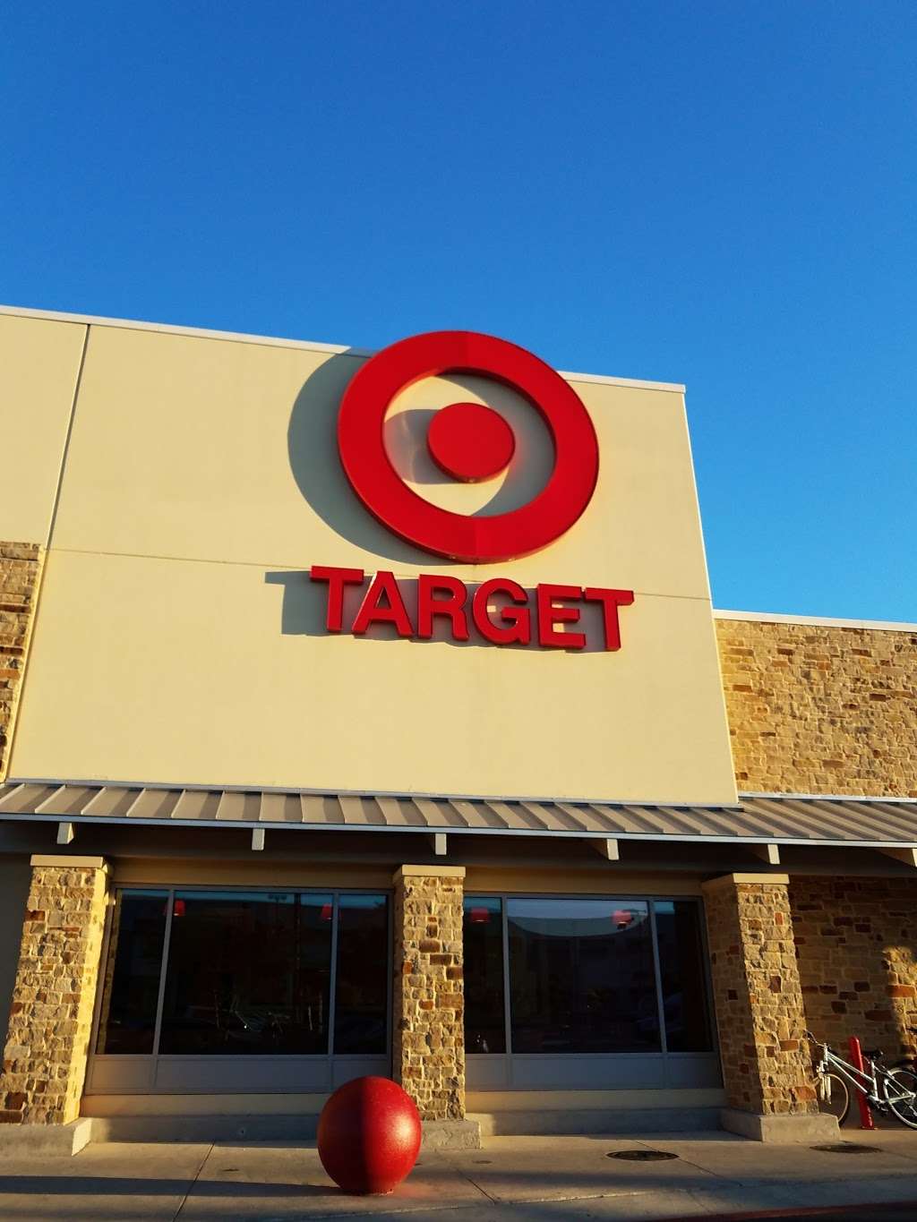 Target | 746 Northwest Loop 410, San Antonio, TX 78216, USA | Phone: (210) 424-2301