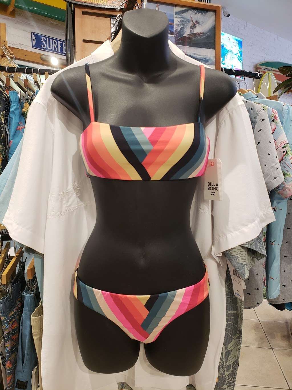 Surf Styles | 2119 Strand St, Galveston, TX 77550, USA | Phone: (409) 763-0147