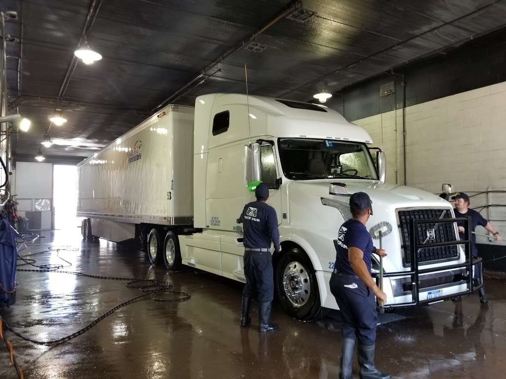 Blue Beacon Truck Wash of Barstow, CA | 2540 High Point Pkwy I-15 Exit 178, Barstow, CA 92311, USA | Phone: (760) 253-7395