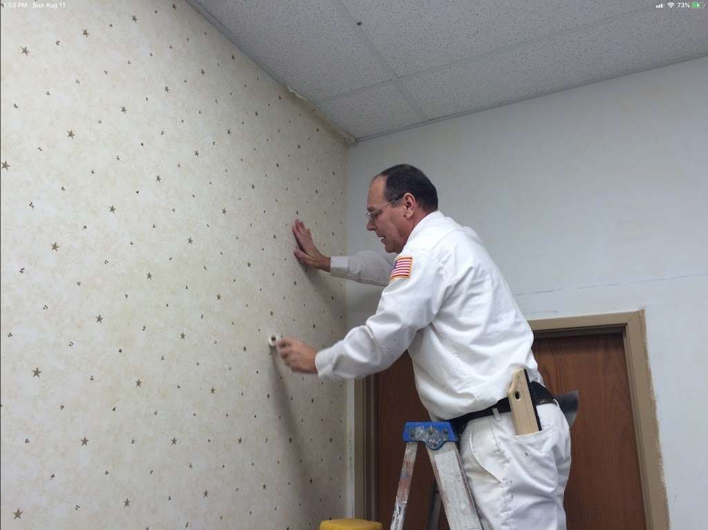 Carls Wallpapering & Painting | 1020 Quail Run, DeKalb, IL 60115, USA | Phone: (815) 787-8764