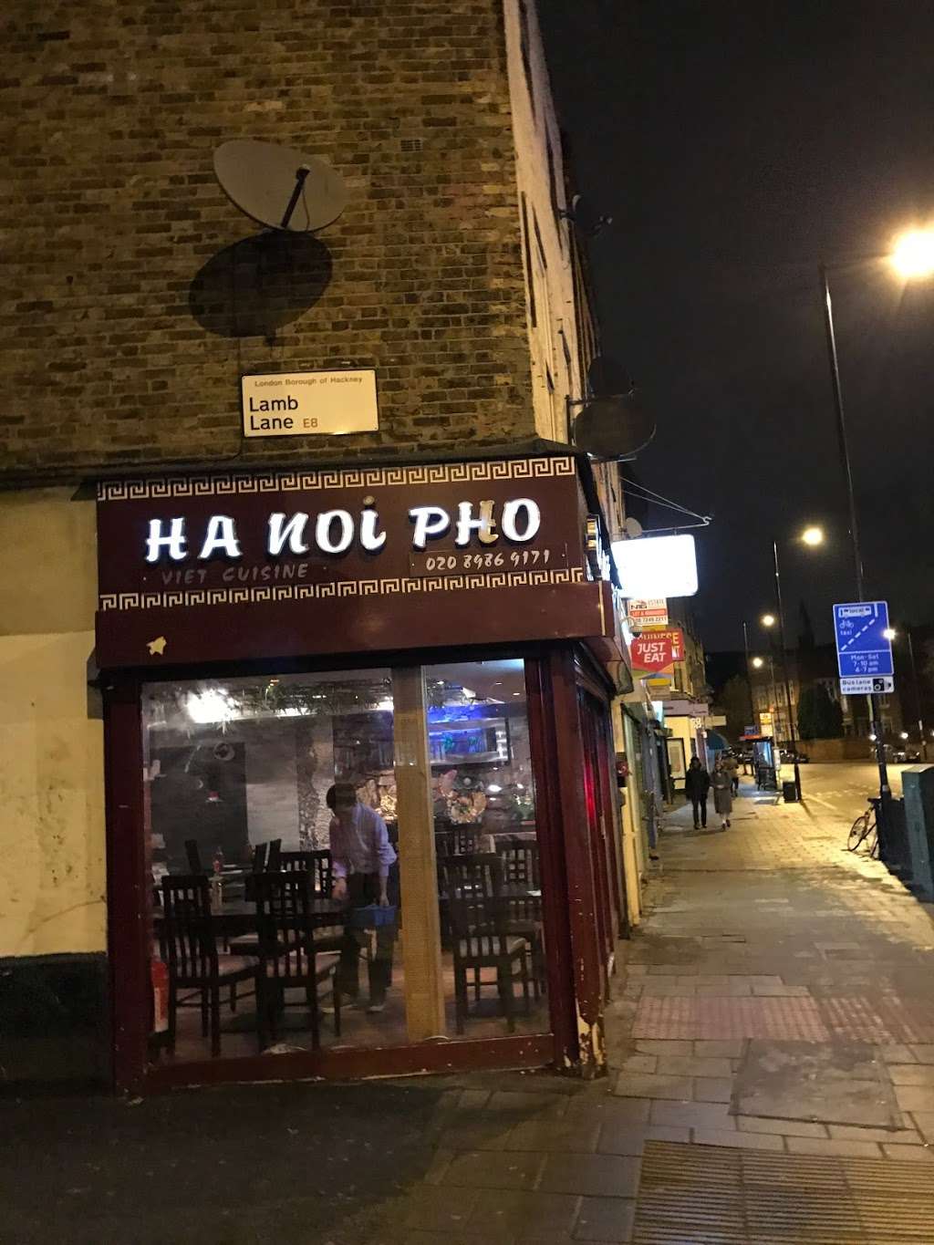 Hanoi Pho | 179 Mare St, London E8 3QE, UK | Phone: 020 8986 9171