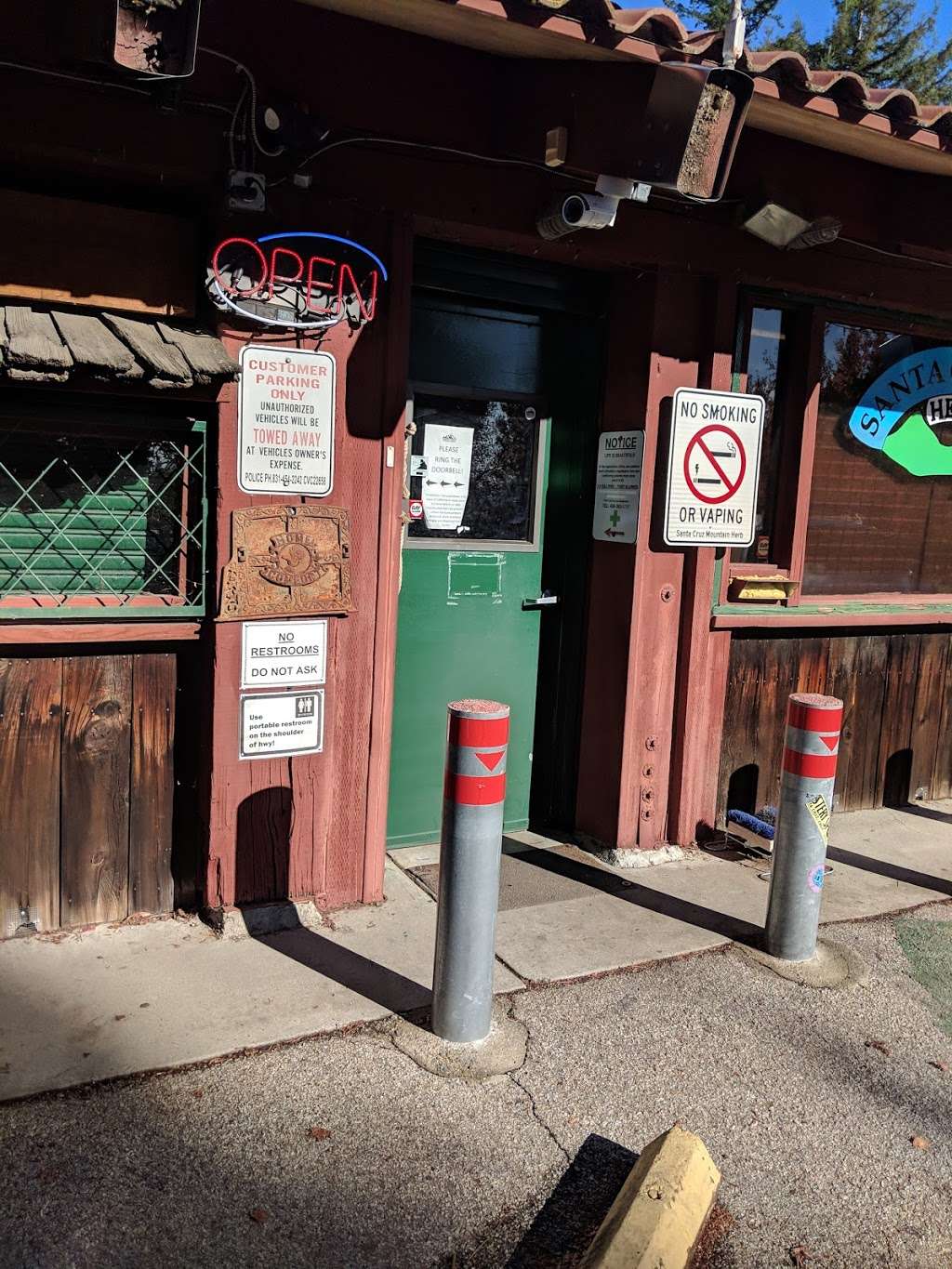 Santa Cruz Mountain Herbs | 22990 CA-17, Los Gatos, CA 95033, USA | Phone: (408) 353-1717