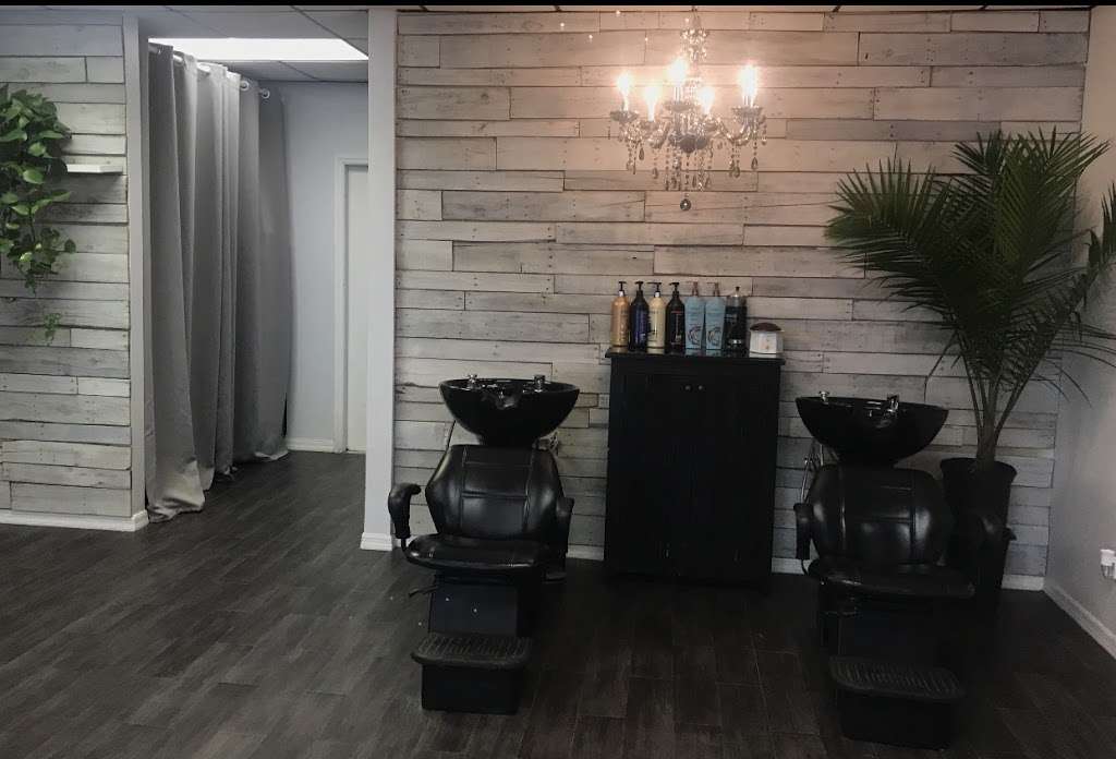 Studio Platinum Hair Salon | 1175 N Courtenay Pkwy, Merritt Island, FL 32953 | Phone: (321) 338-2442