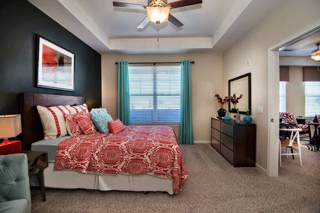 Villas at Sienna Plantation Apartments | 8585 Sienna Springs Dr, Missouri City, TX 77459 | Phone: (866) 537-6727