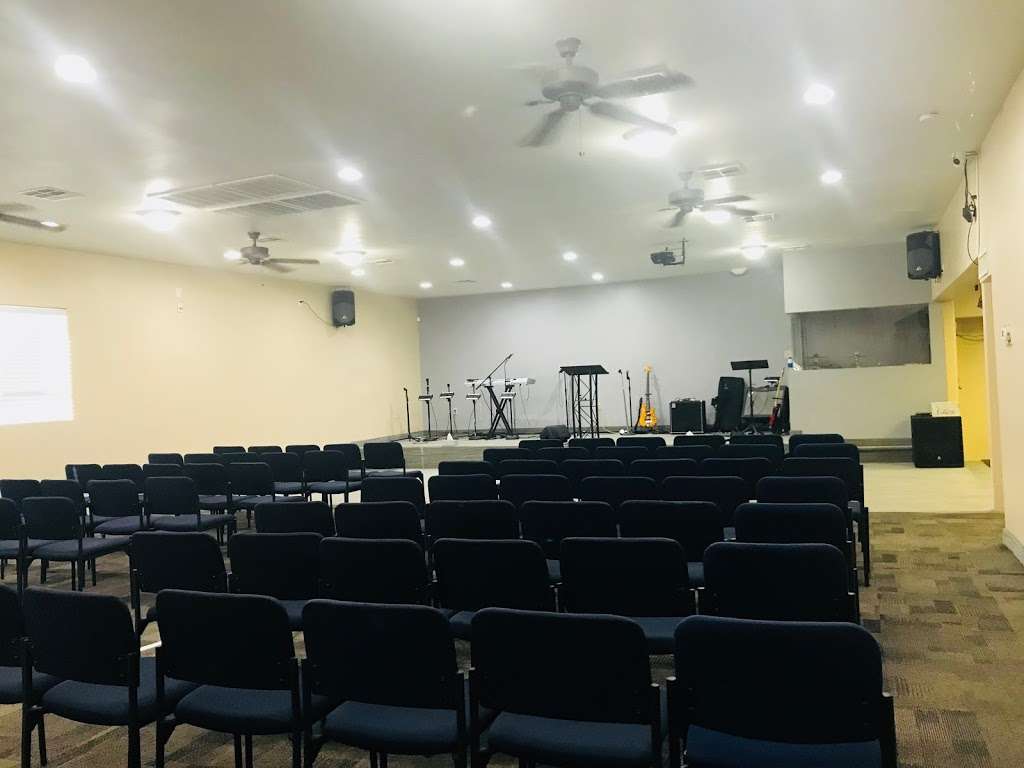 Iglesia Casa De Misericordia | 6412 W Broadway Rd, Phoenix, AZ 85043, USA | Phone: (623) 570-7237 Iglesia Casa De Misericordia | 6412 W Broadway Rd, Phoenix, AZ 85043, USA | Phone: (623) 570-7237
