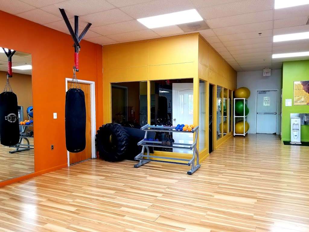 Anytime Fitness Germantown | 18319 Leaman Farm Rd, Germantown, MD 20874, USA | Phone: (301) 515-4040