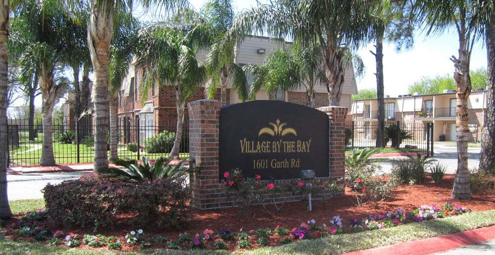 The Brixton Apartments | 1601 Garth Rd, Baytown, TX 77520, USA | Phone: (281) 672-8681