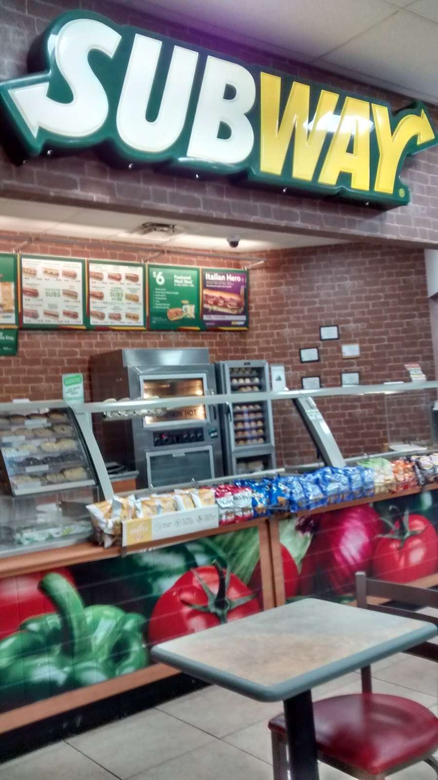 Subway Restaurants | 19N 681 US Hwy 20, Hampshire, IL 60140, USA | Phone: (847) 453-4114