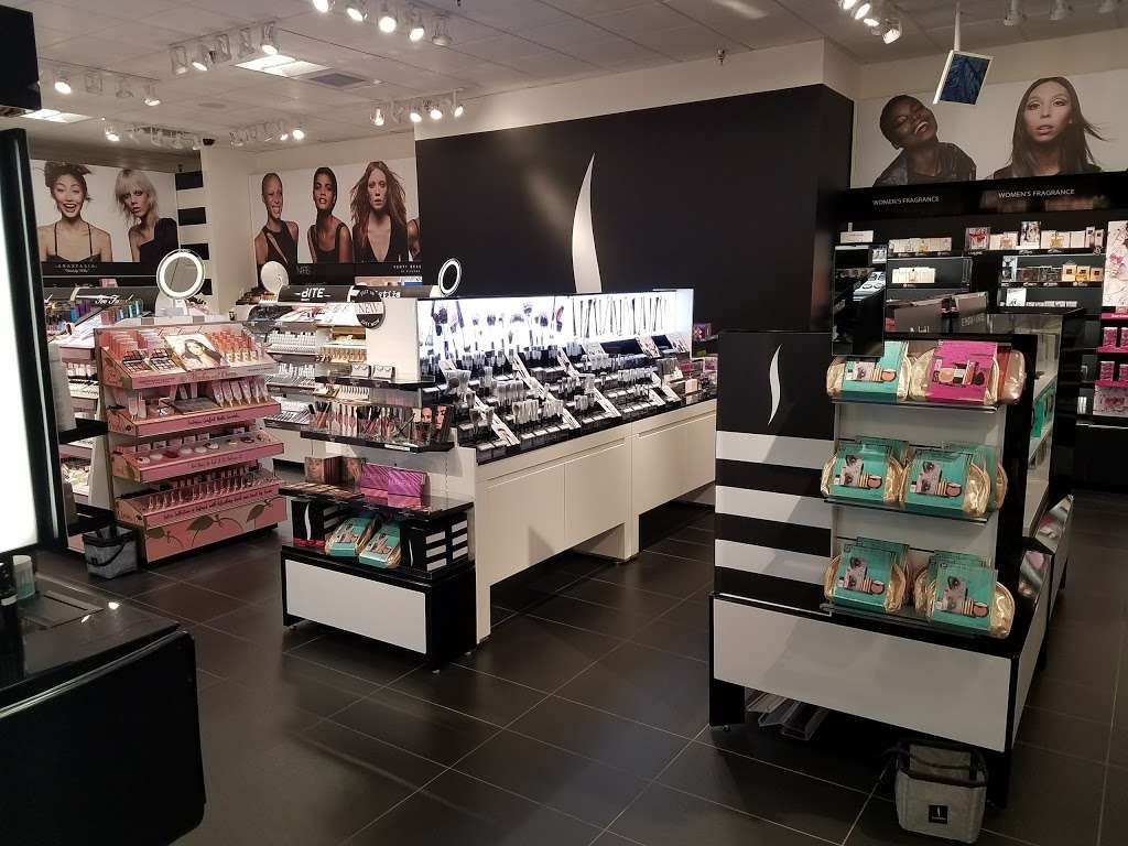 SEPHORA inside JCPenney | 400 Westminster Mall, Westminster, CA 92683 | Phone: (714) 892-2040