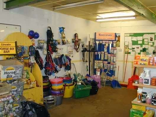 Ifield Park Equestrian, Country & Pet Supplies | St Piers Ln, Dormansland, Lingfield RH7 6PN, UK | Phone: 01342 836777