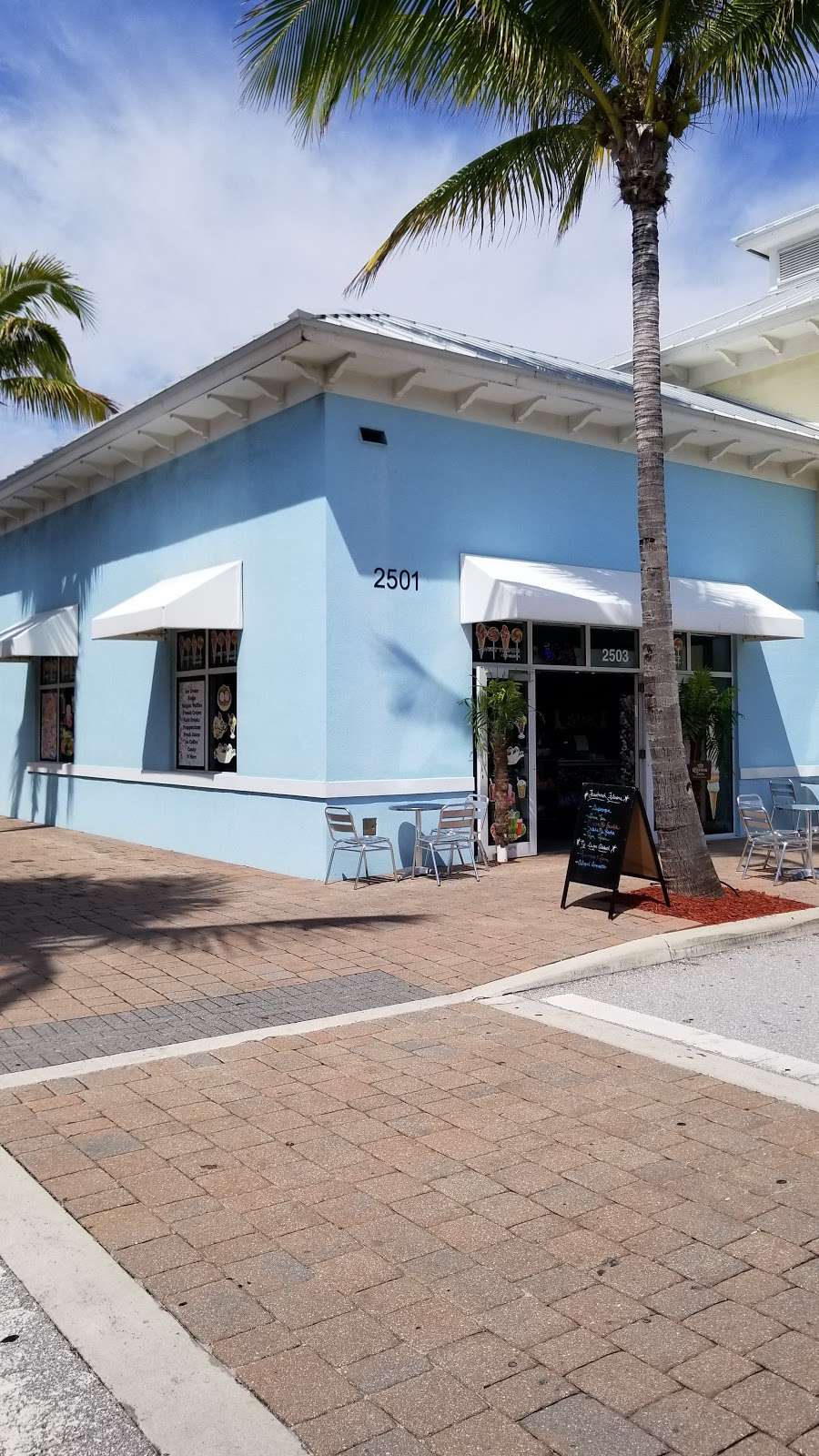 Sweet Treats And Ice Cream | 2503 N Ocean Ave, Riviera Beach, FL 33404, USA