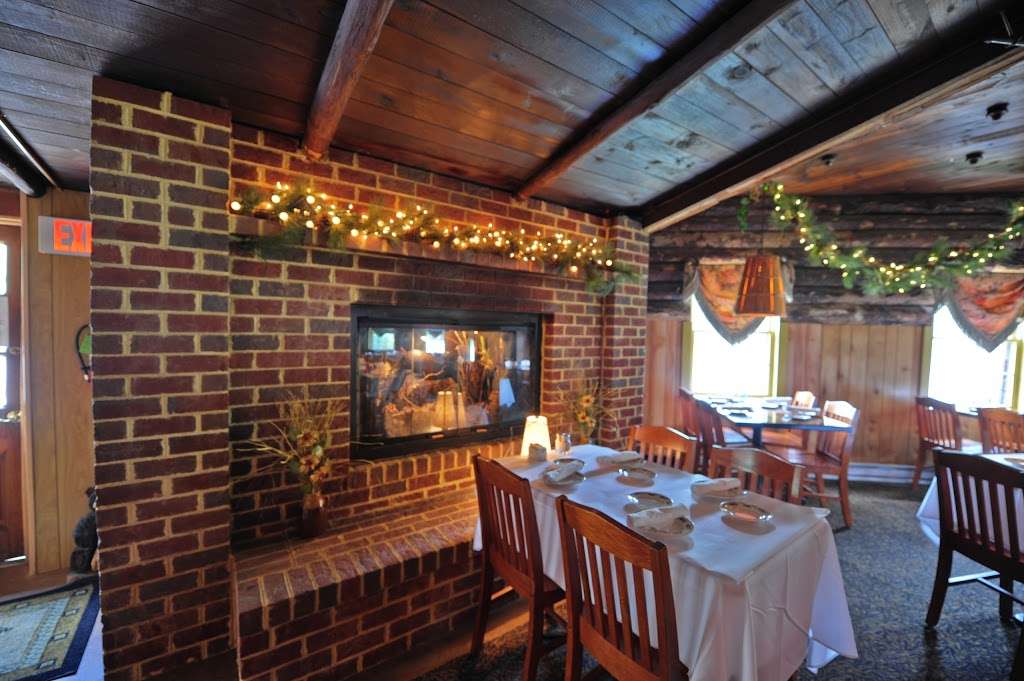 The Log Cabin Restaurant | 1749 Jefferson Davis Hwy, Stafford, VA 22554 | Phone: (540) 659-5067