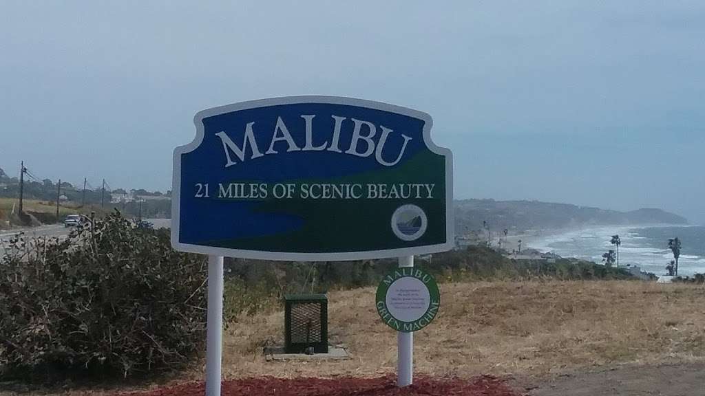 Pacific Coast Highway / Malibu Cove Colony | Malibu, CA 90265, USA