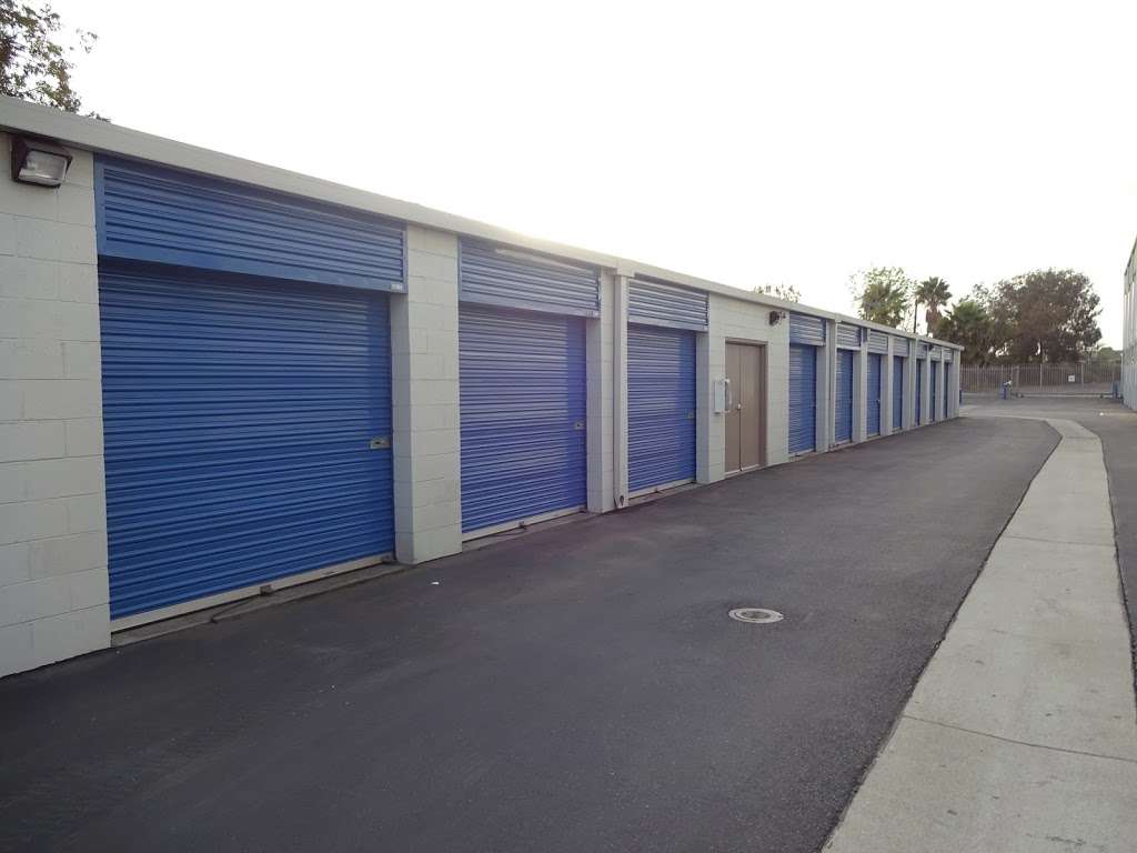 Storage Etc... Long Beach | 2911 Redondo Ave, Long Beach, CA 90806 | Phone: (562) 364-1922