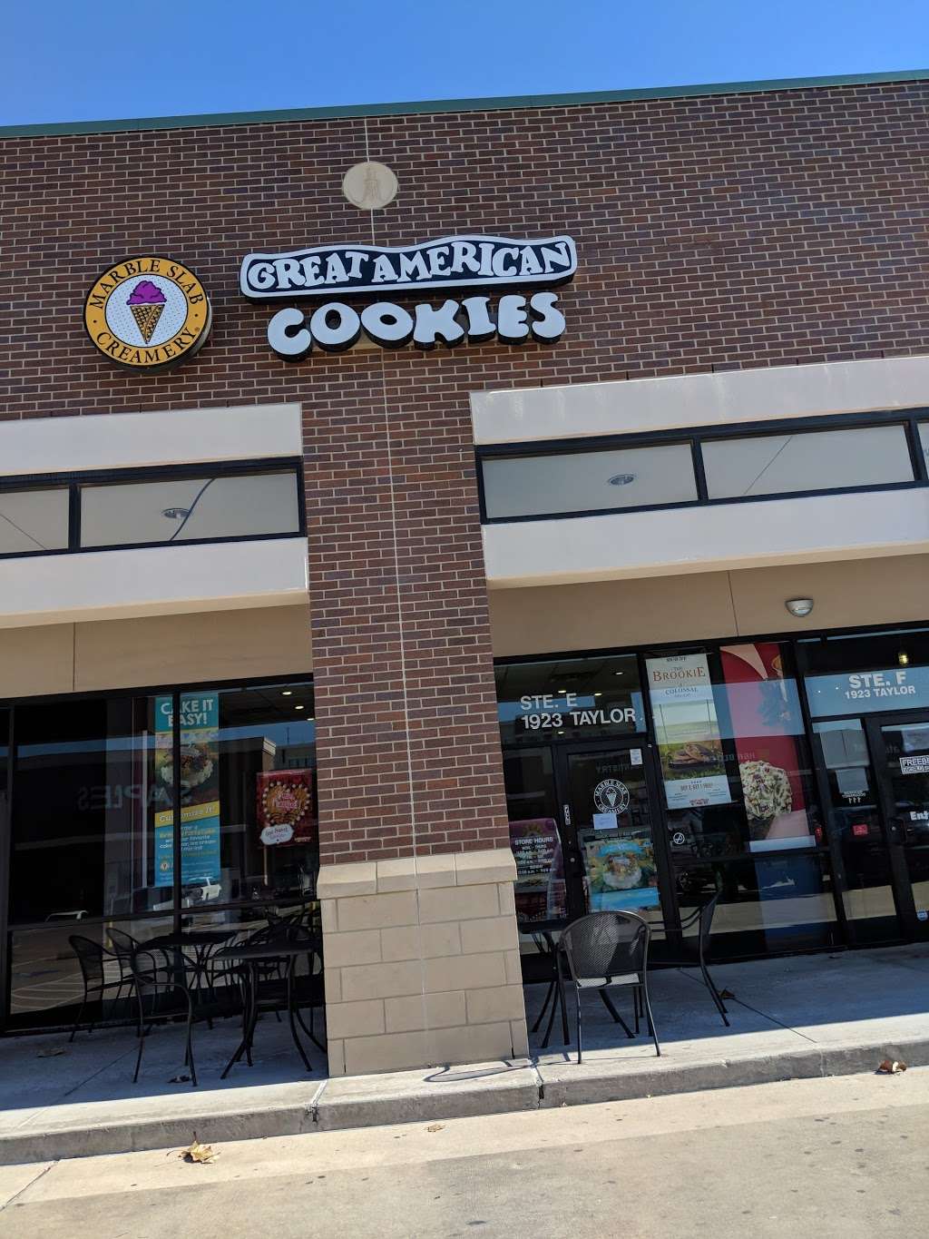 Great American Cookies | 1923 Taylor St # E, Houston, TX 77007, USA | Phone: (713) 861-7522