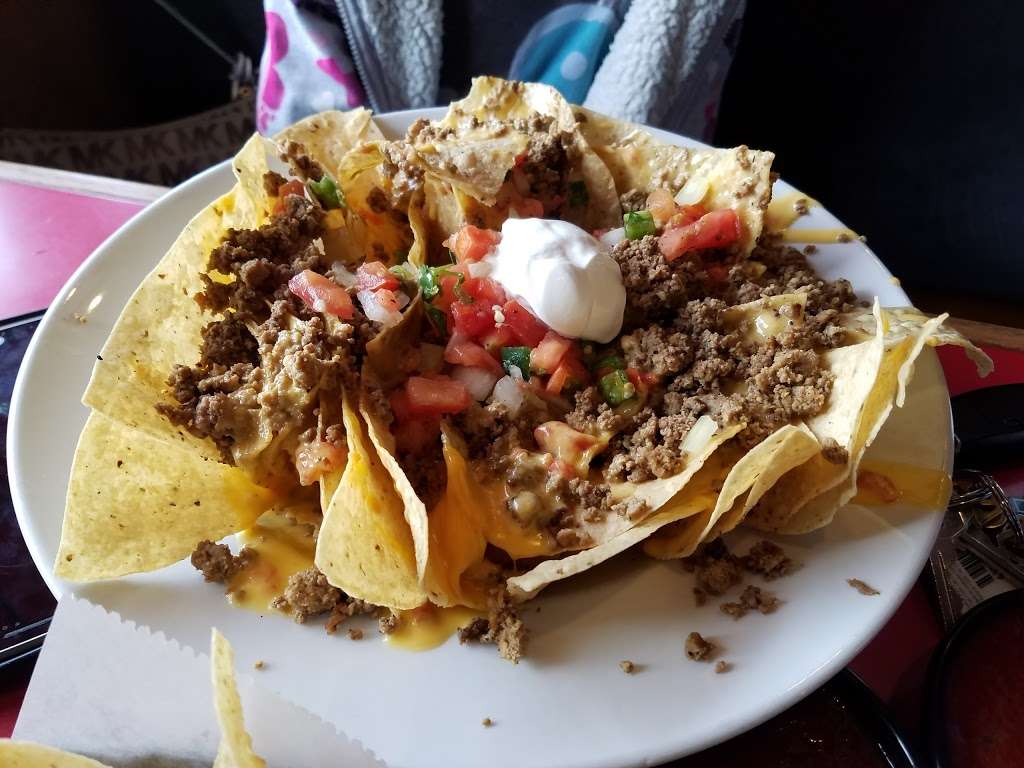 The Salty Iguana Mexican Restaurant | 17717 US-40, Independence, MO 64055 | Phone: (816) 350-8003