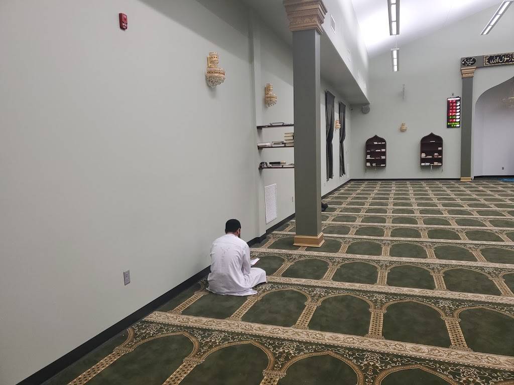 Burmese Muslim Education and Community Center (BMECC) - Masjid Noor ul-Islam | 2121 Seddlemeyer Ave, Fort Wayne, IN 46816 | Phone: (260) 786-5858