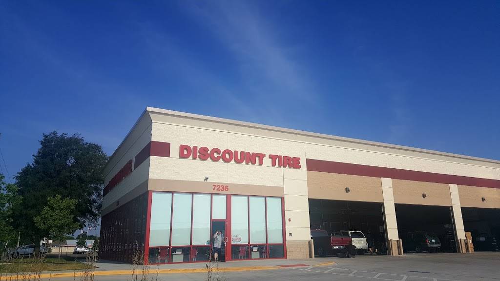 Discount Tire | 7236 W 21st St, Wichita, KS 67205, USA | Phone: (316) 347-2590