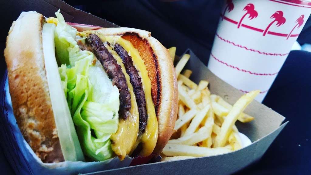 In-N-Out Burger | 28368 Sand Canyon Rd, Santa Clarita, CA 91351 | Phone: (800) 786-1000