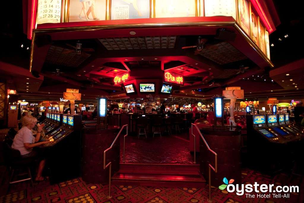 Pin-Ups Bar | 5255 Boulder Hwy, Las Vegas, NV 89122 | Phone: (702) 856-5300