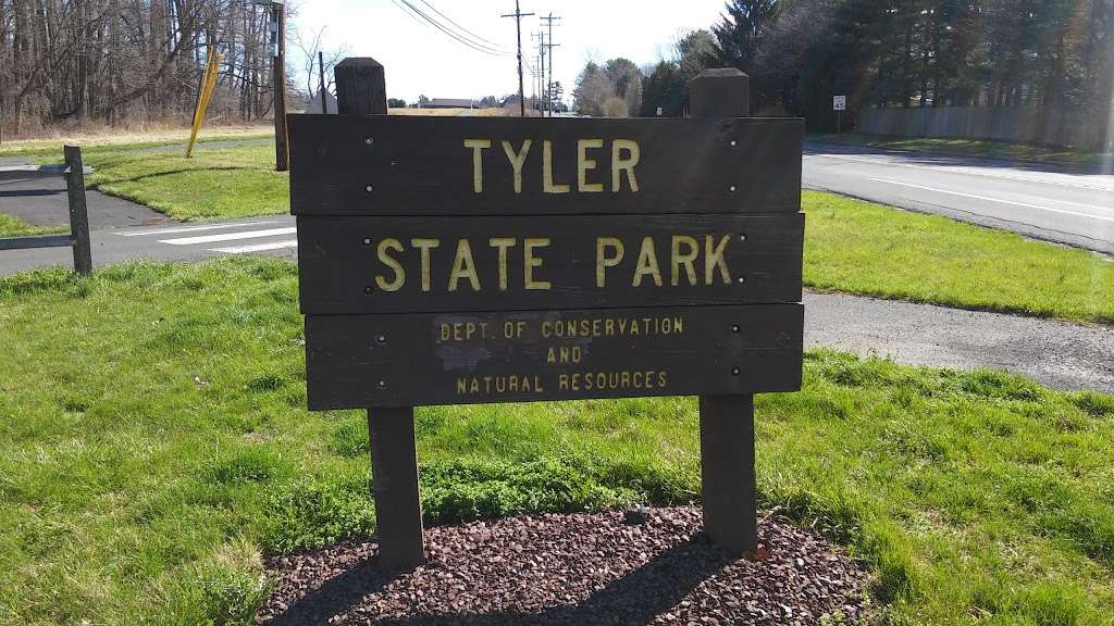 Tyler Park - South Entrance | Newtown, PA 18940, USA