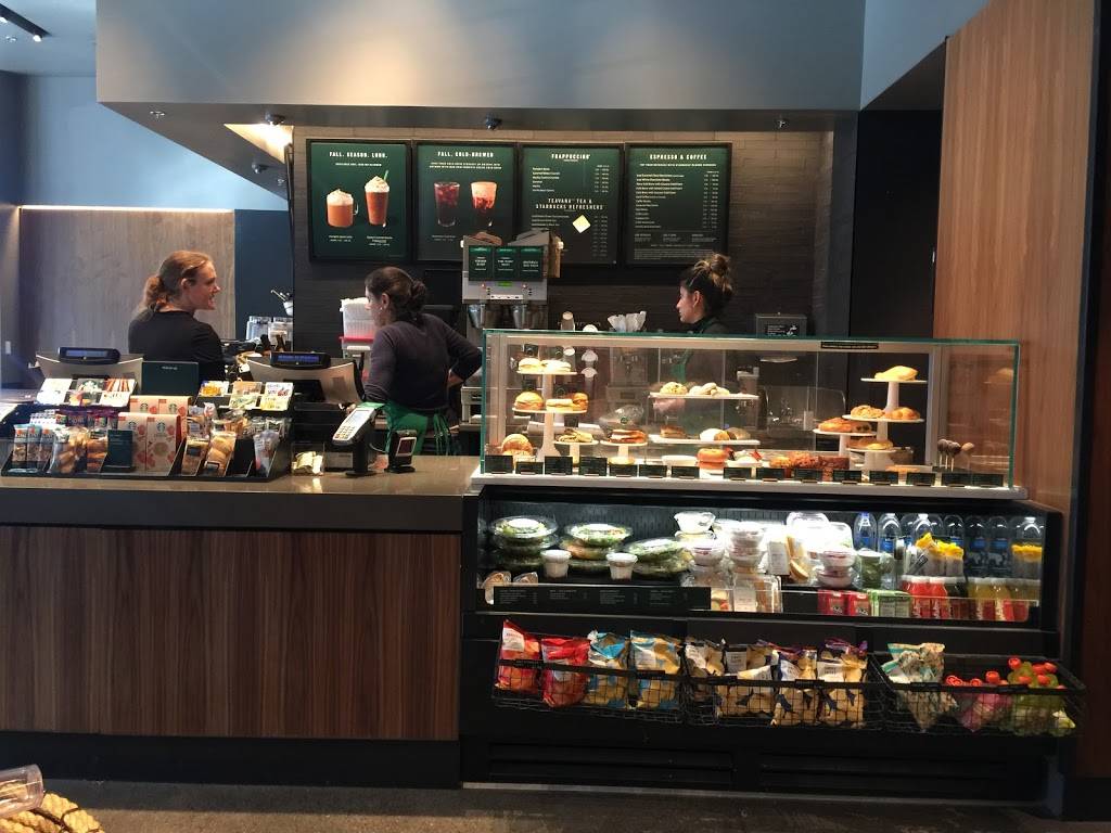 Starbucks | 2080 Mountain Blvd, Oakland, CA 94611, USA | Phone: (510) 339-3959