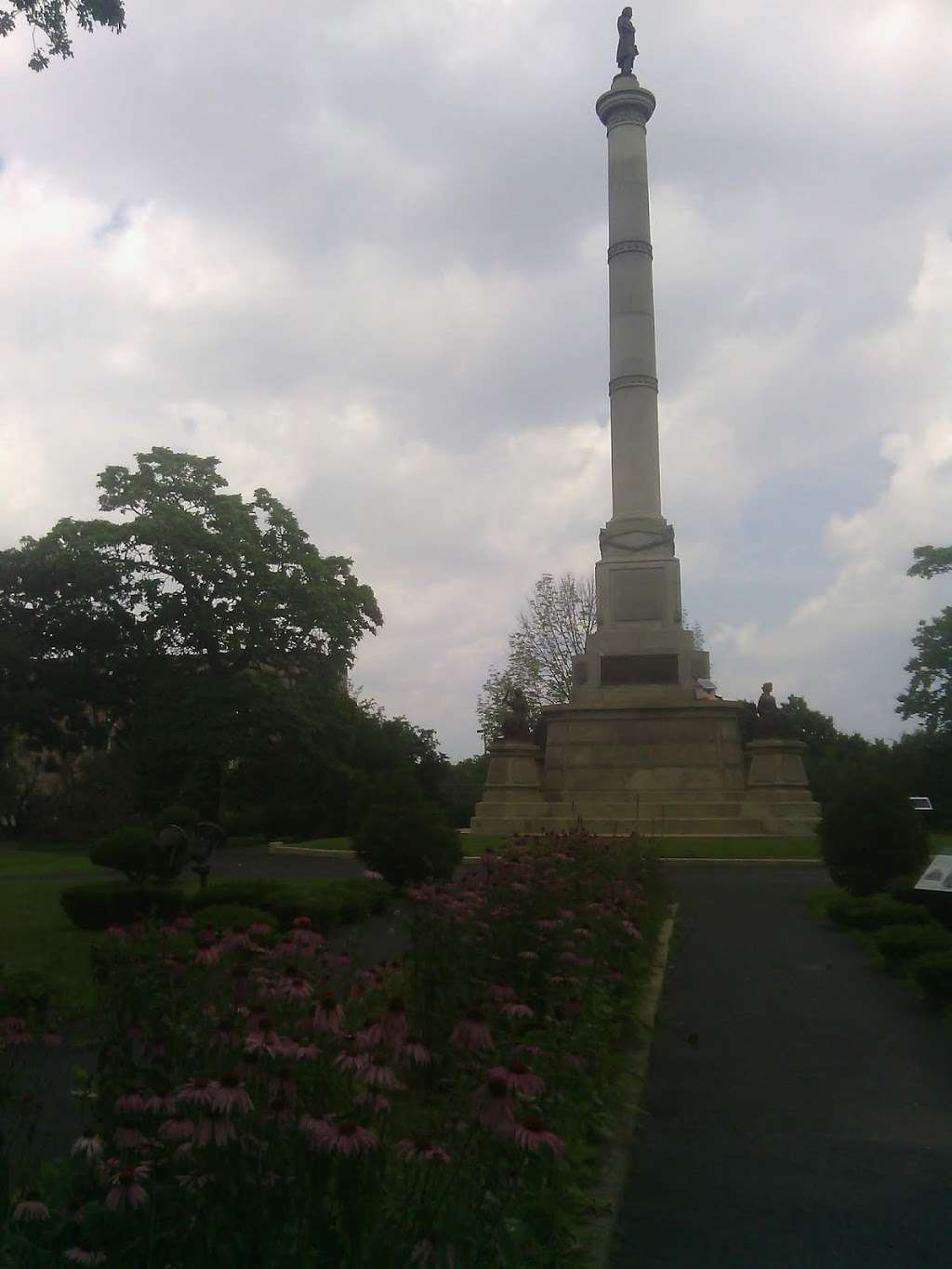 Bronzeville Historical Society | @ Stephen Douglas Monument Park, 636 East 35th Street, Chicago, IL 60616, USA | Phone: (312) 428-8033