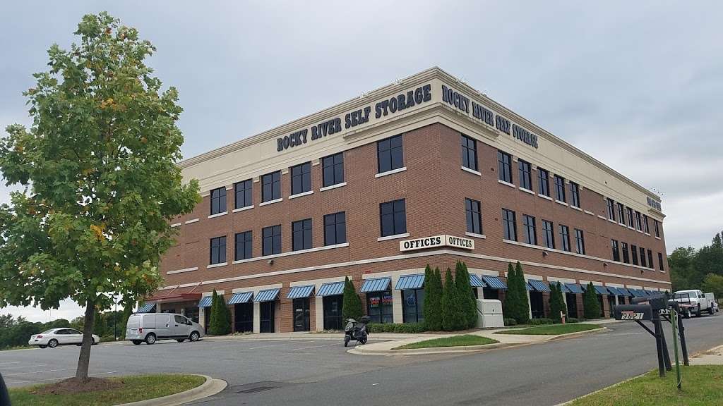 Rocky River Self Storage | 13534 Plaza Rd Extension, Charlotte, NC 28215 | Phone: (704) 284-9913