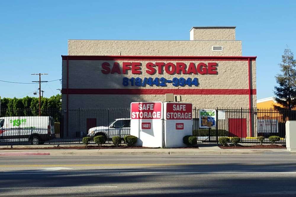 Safe Storage : Van Nuys | 14601 Sherman Way, Van Nuys, CA 91405, USA | Phone: (818) 581-4904
