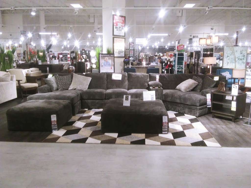 American Furniture Warehouse | 21501 Gulf Fwy, Webster, TX 77598, USA | Phone: (281) 672-1199