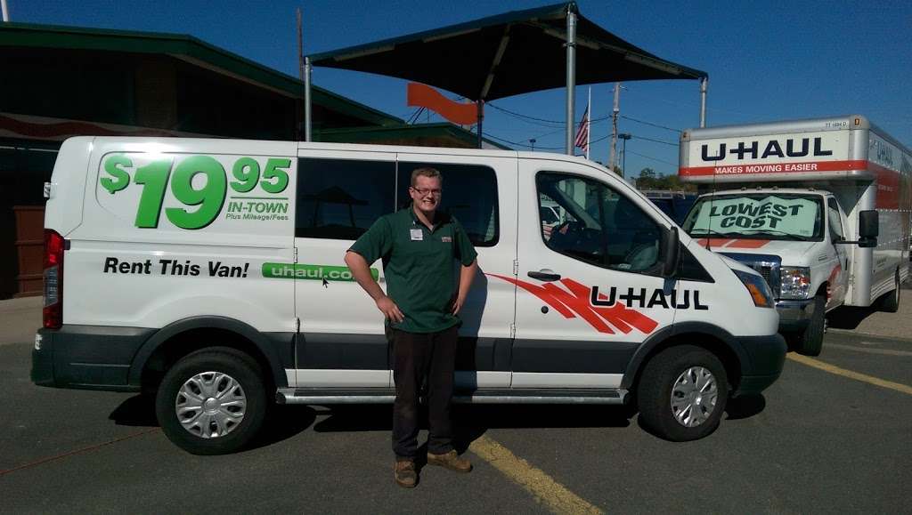 U-Haul of Langhorne | 662 E Lincoln Hwy, Langhorne, PA 19047, USA | Phone: (215) 752-8880