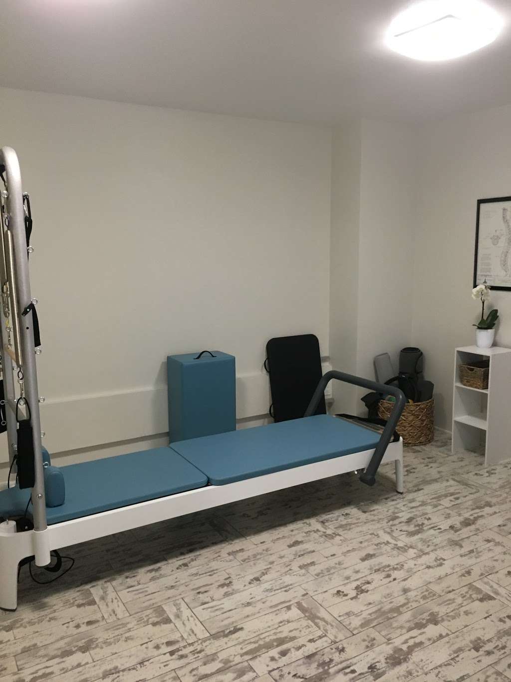 Ashleys Pilates | 1411 Lincoln Blvd ste c, Venice, CA 90291 | Phone: (310) 902-2835