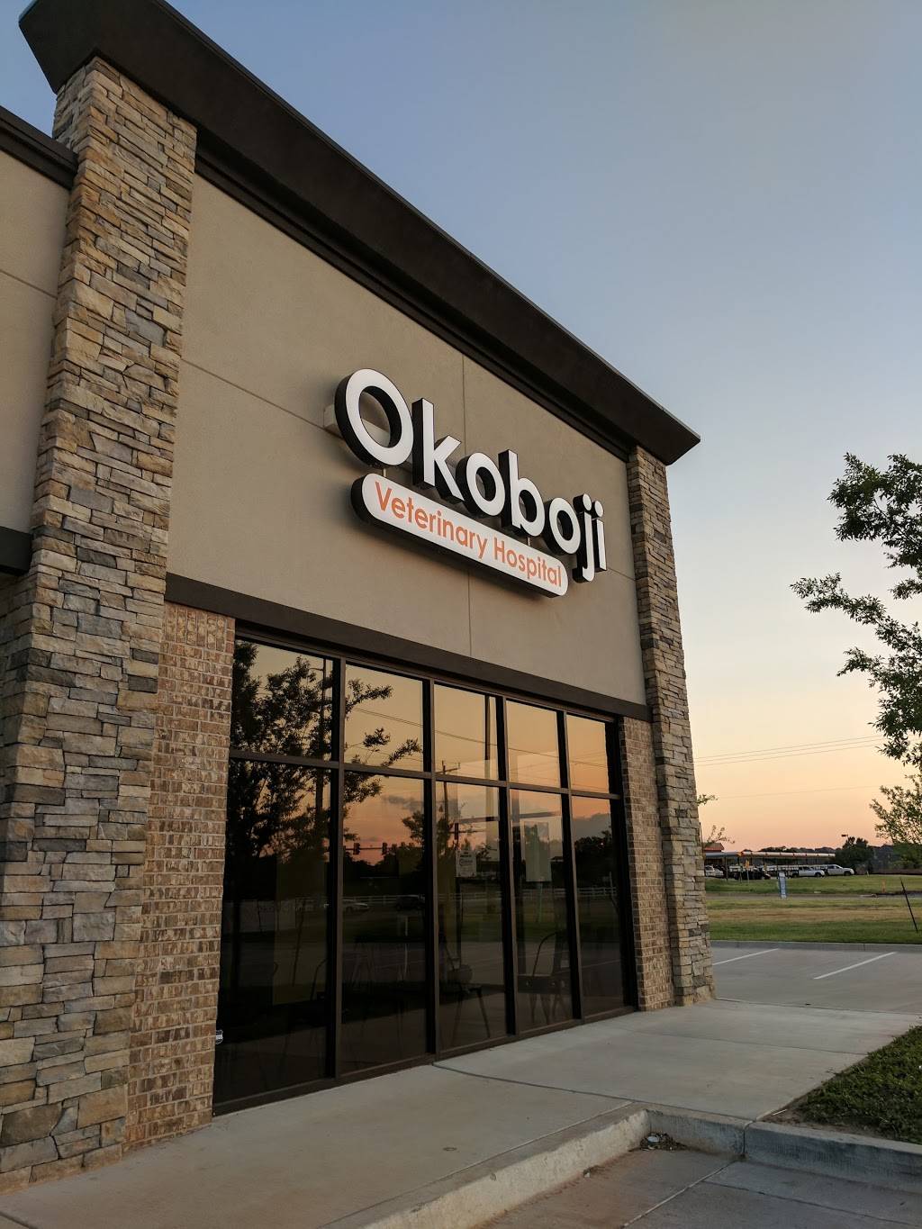 Okoboji Veterinary Hospital | 1020 NW 192nd St Suite L, Edmond, OK 73012, USA | Phone: (405) 513-5905