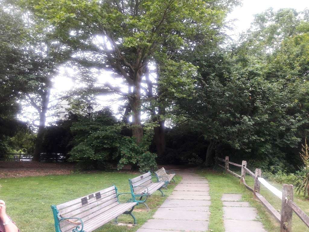 Memorial Park | 130 Prospect Ave, Sea Cliff, NY 11579