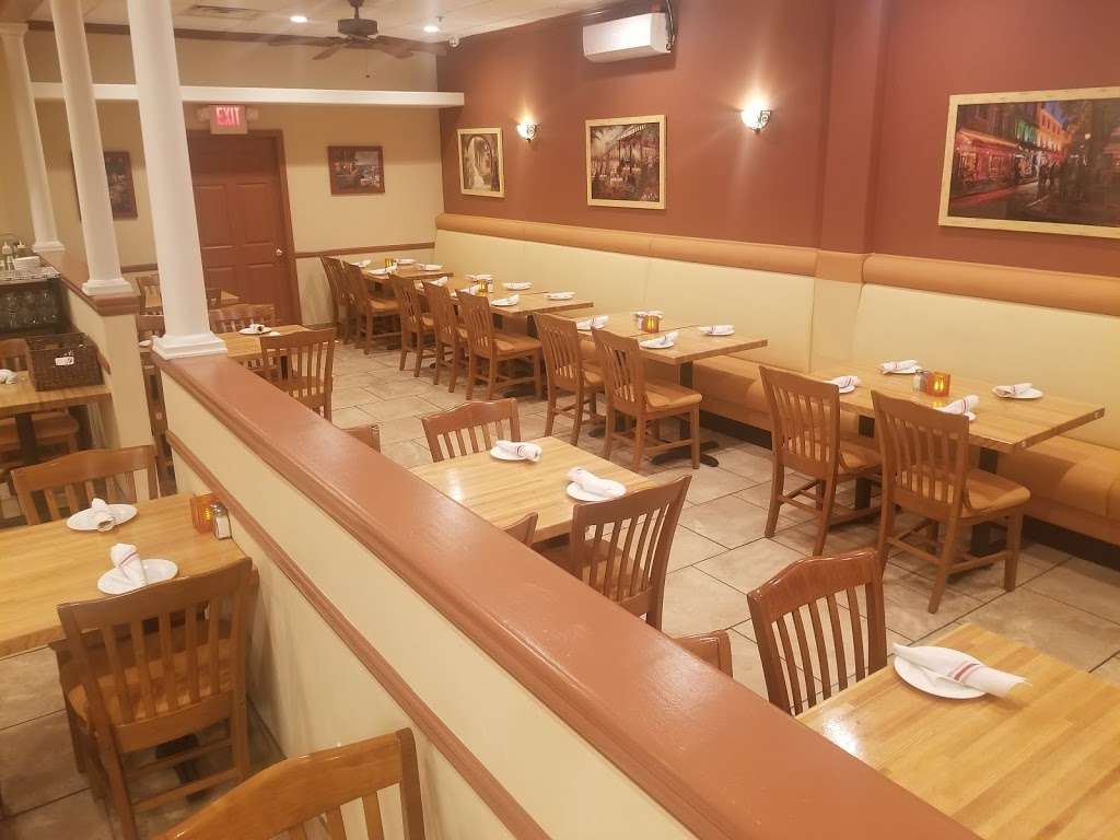 Molinos Italian Kitchen - Monroe Township | 557 Englishtown Rd, Monroe Township, NJ 08831, USA | Phone: (732) 605-5757