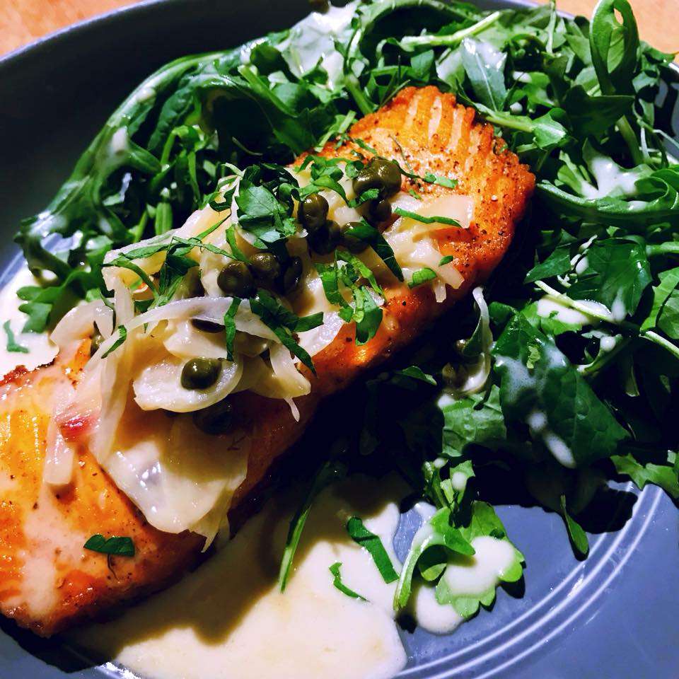 Nosh & Grog | 21 North St, Medfield, MA 02052, USA | Phone: (508) 359-4100