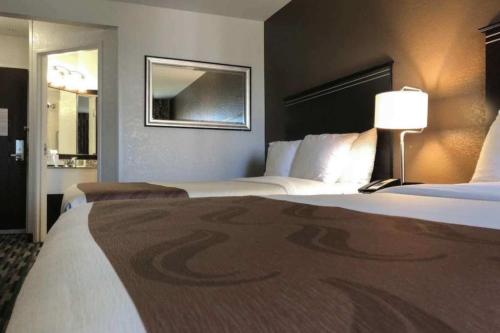 Quality Inn & Suites Denver International Airport | 6890 Tower Rd, Denver, CO 80249, USA | Phone: (303) 371-5300