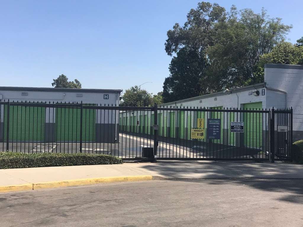 Extra Space Storage | 194 E Artesia Blvd, Long Beach, CA 90805 | Phone: (562) 428-6688