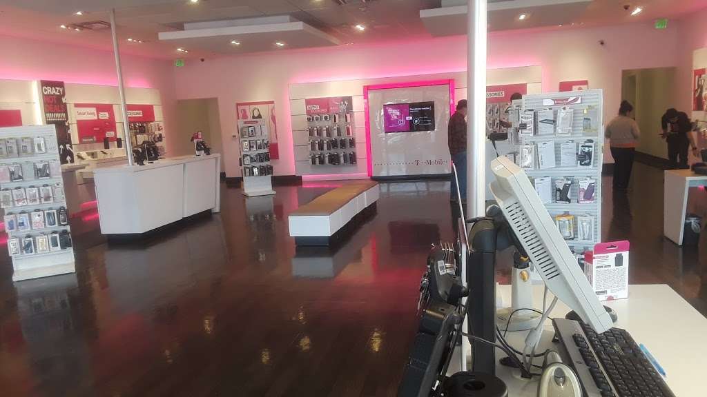 T-Mobile | 6751 Abrams Rd #132, Dallas, TX 75231, USA | Phone: (214) 503-8972