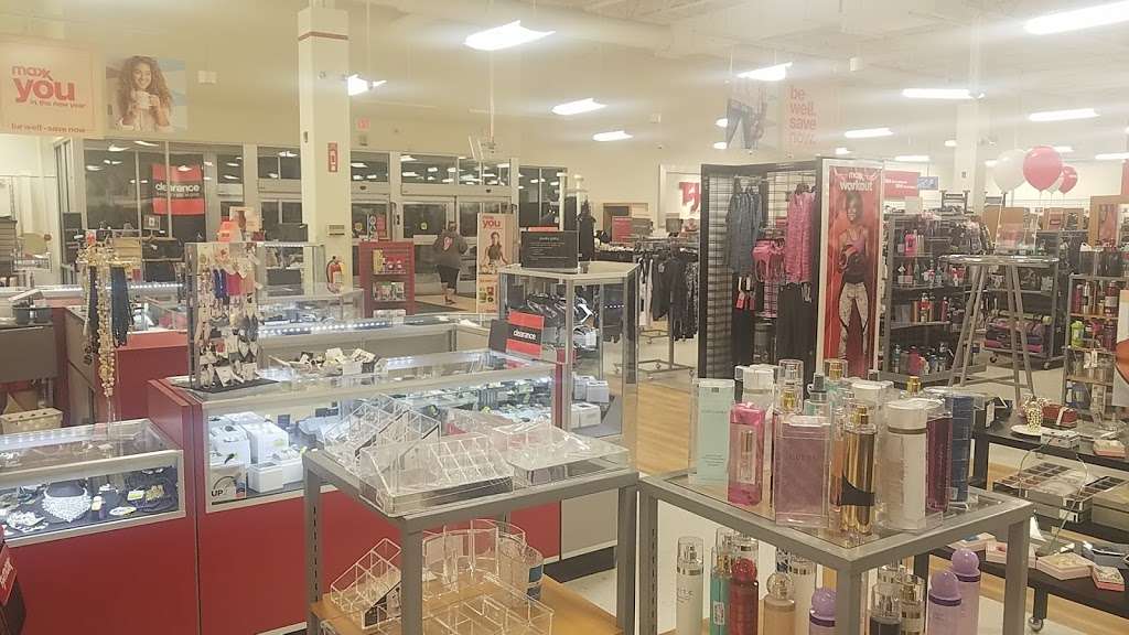 T.J. Maxx | 620 N Edwards Blvd, Lake Geneva, WI 53147, USA | Phone: (262) 248-0207