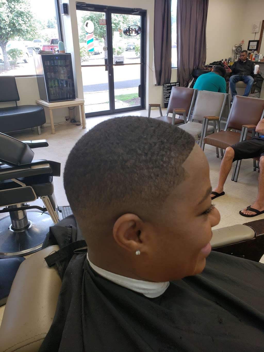 Elite Image Of Man - Barber | 2608 Jefferson Davis Hwy, Stafford, VA 22554, USA | Phone: (540) 602-7453