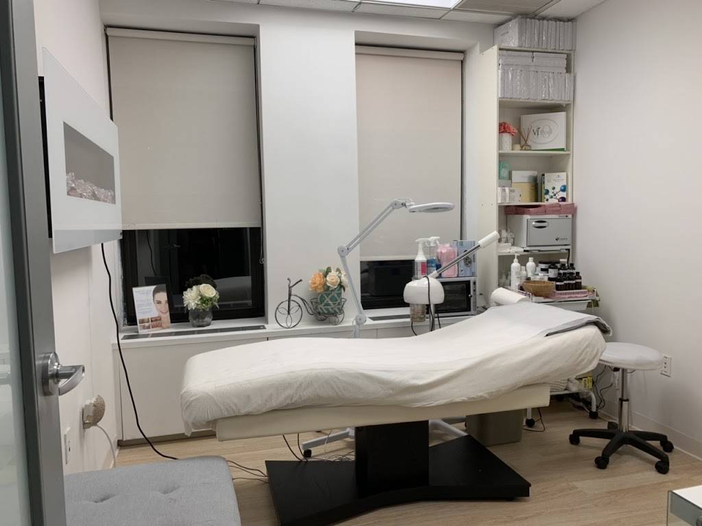 Face Glow Skincare & Laser | 108 W39th street 16F suite 1601, New York, NY 10018 | Phone: (929) 363-3000