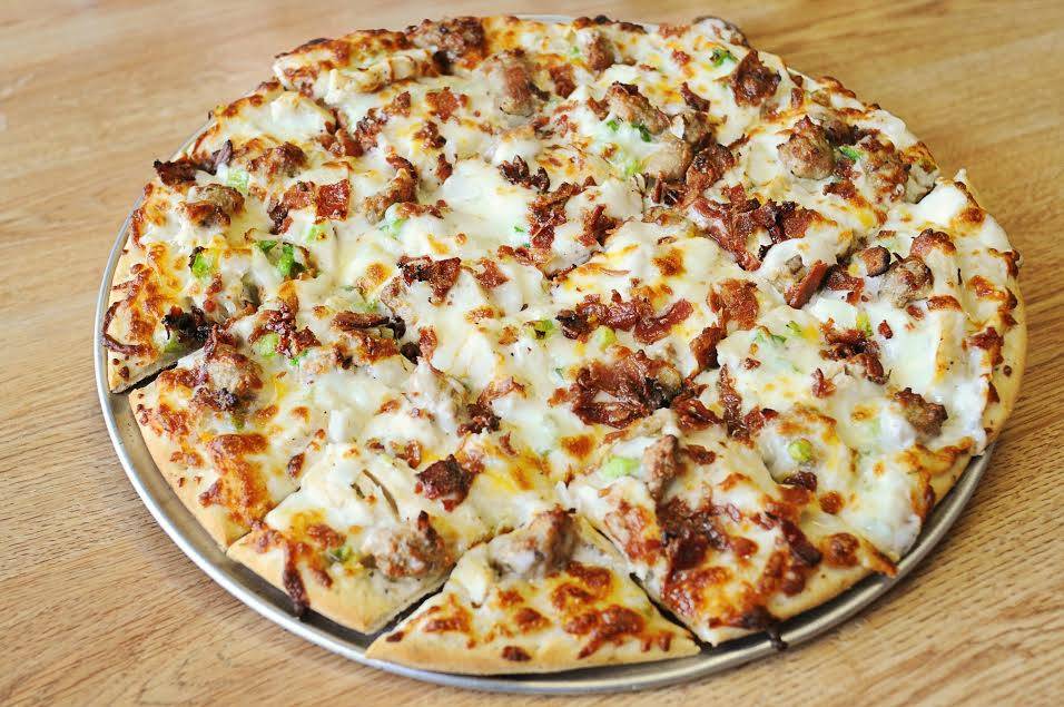 Boss Pizza & Chicken | 5501 S 34th Ave, Minneapolis, MN 55417, USA | Phone: (612) 727-1528