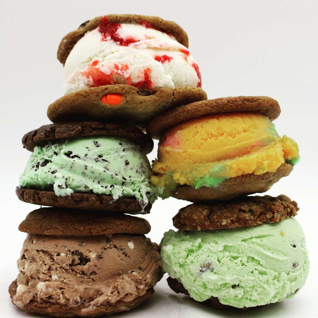 Sweet Addictions, Cookies & Ice Cream | 2291 N Green Valley Pkwy, Henderson, NV 89014, USA | Phone: (702) 570-6084