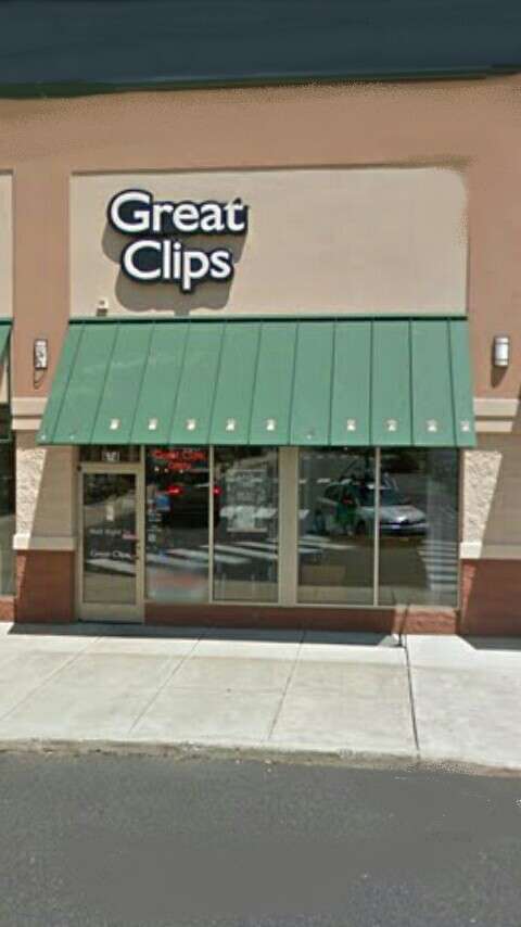 Great Clips | 674 N West End Blvd, Quakertown, PA 18951, USA | Phone: (215) 536-4520