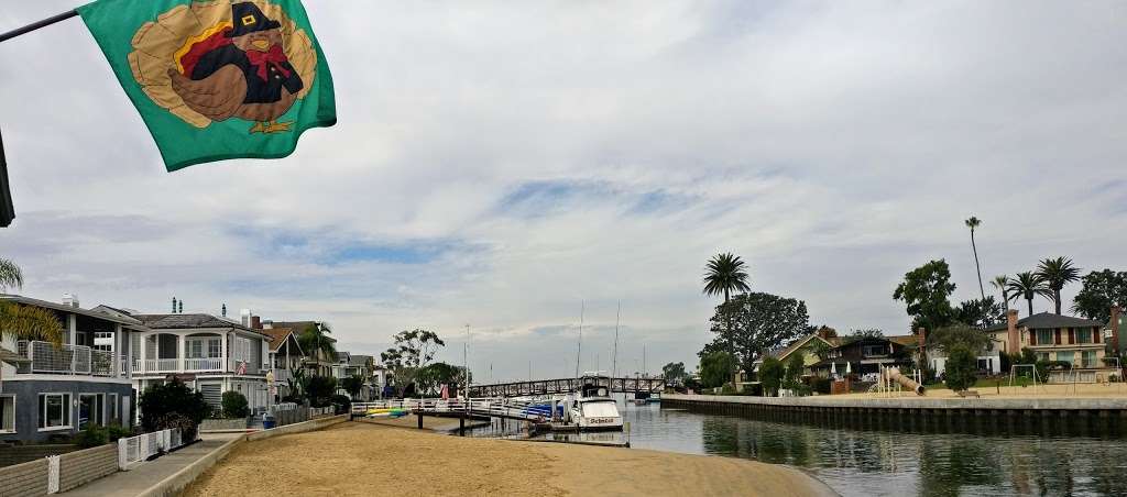 Balboa beach play area | Newport Beach, CA 92661