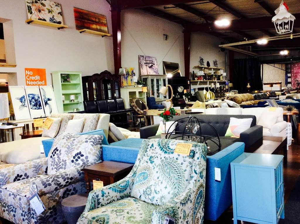 Bulldog Liquidators 130 NH111, Hampstead, NH 03841, USA BusinessYab