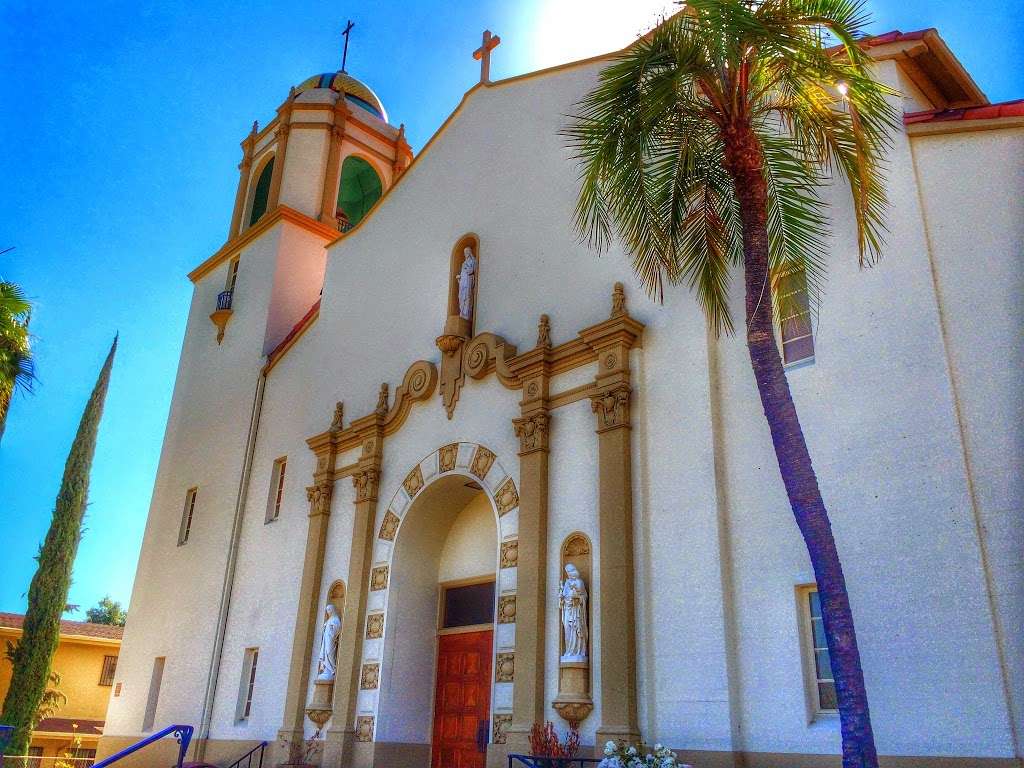 Sacred Heart Catholic Church | 2889 Lincoln Ave, Altadena, CA 91001, USA | Phone: (626) 794-2046