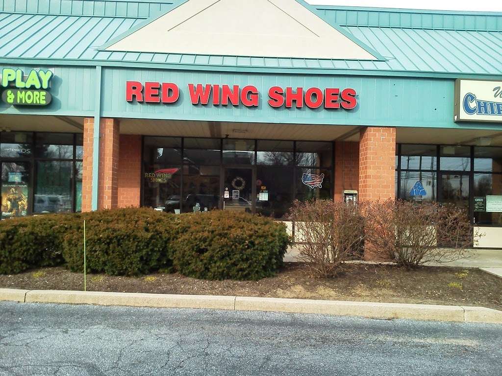 Red Wing | 106 S Centerville Rd, Lancaster, PA 17603, USA | Phone: (717) 509-1990