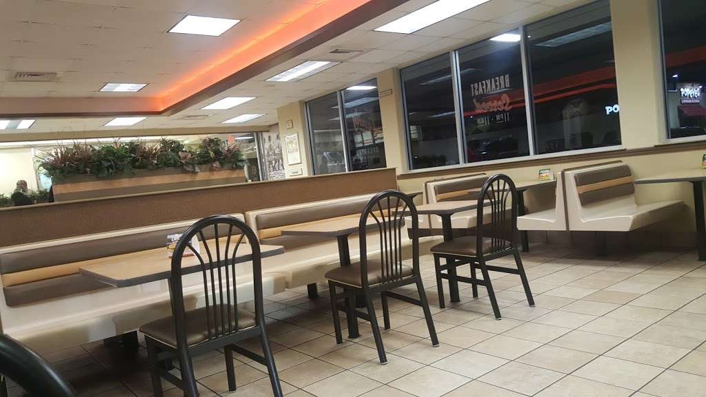 Whataburger | 7418 S Sam Houston Pkwy W, Houston, TX 77085, USA | Phone: (713) 283-1070